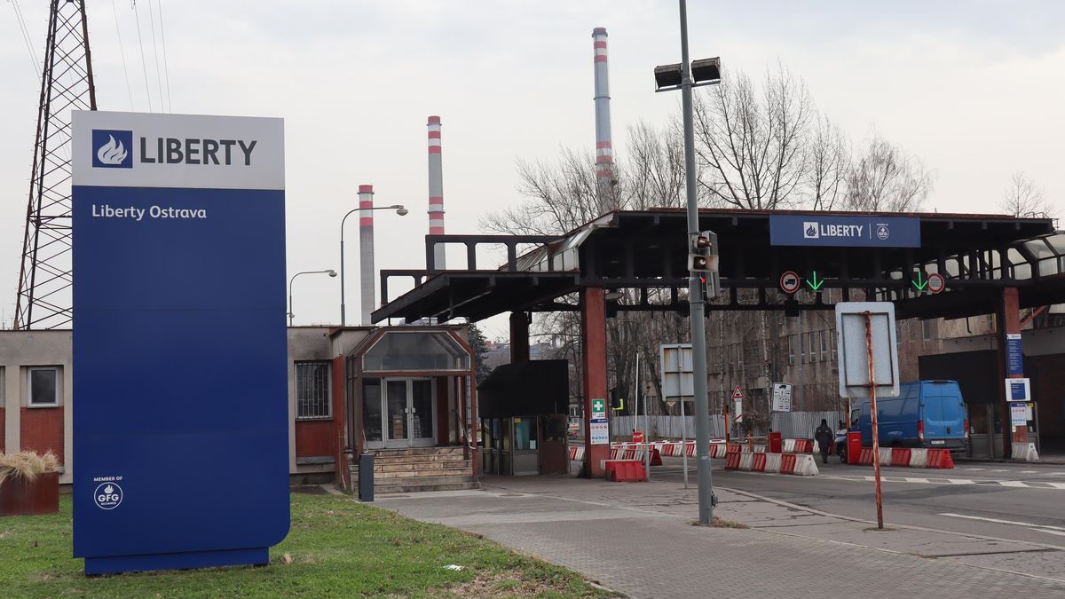 Část zaměstnanců Liberty Ostrava dostane už jen 70 procent mzdy